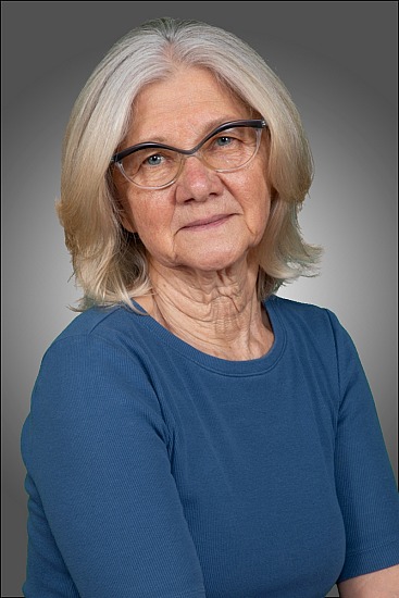 Kalina - Professional headshot 09-16-2026